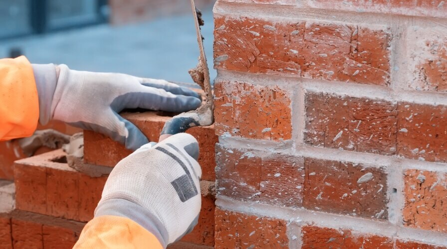 Tools_to_build_wall.jpg