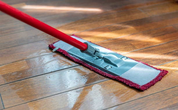 Cleaning wood flooring