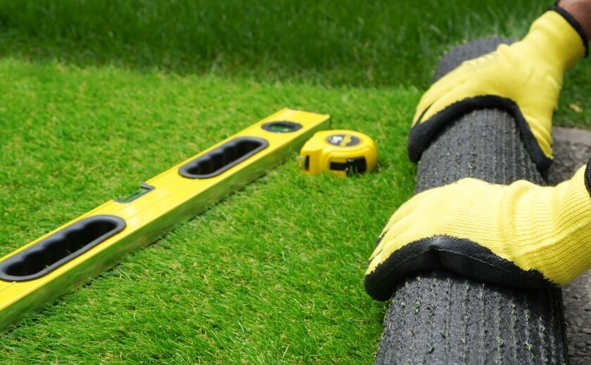 Lay artificial grass